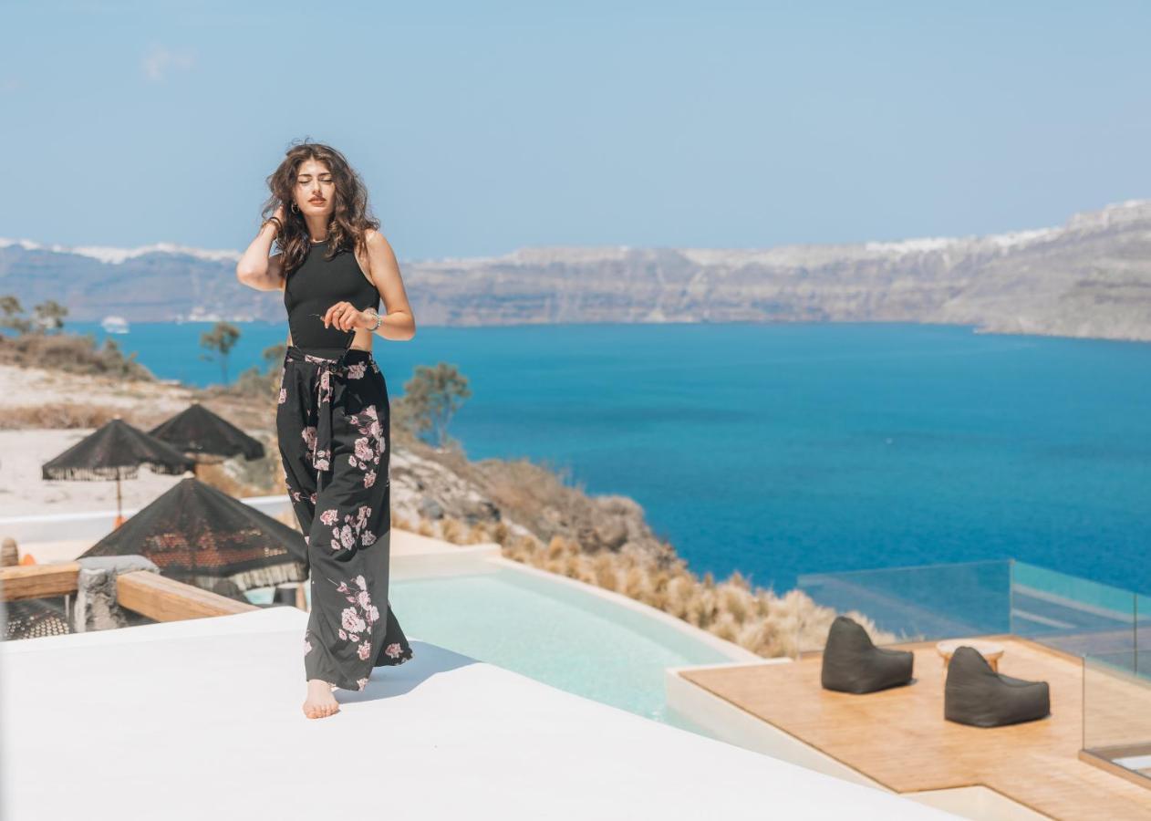 Divino Caldera Hotel Akrotírion Exterior foto