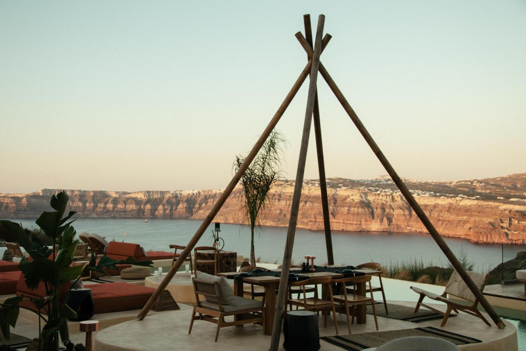 Divino Caldera Hotel Akrotírion Exterior foto